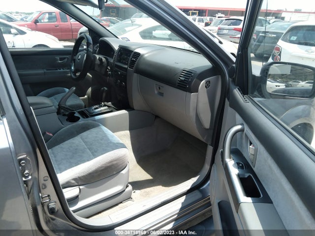 2006 KIA SORENTO LX/EX VIN: KNDJD733465505784
