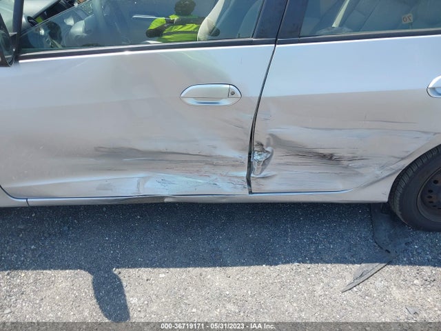 2010 HONDA INSIGHT LX VIN: JHMZE2H50AS029457