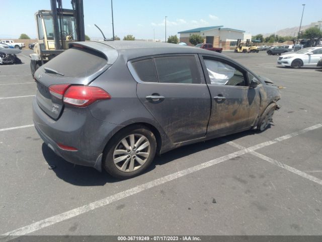 KNAFX5A82F5421539 KIA Forte 5-door Ex