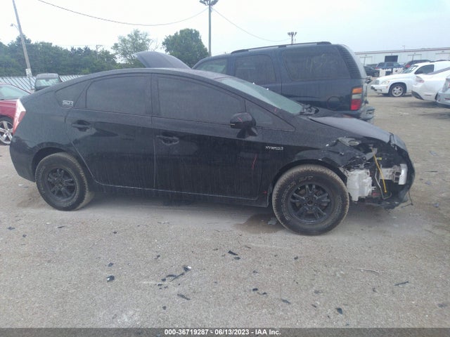 Toyota Prius Three 2014 JTDKN3DU4E1781289 Image 30