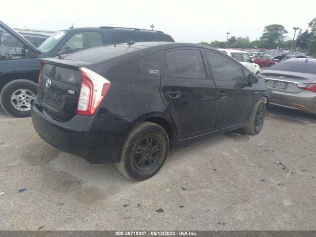 Toyota Prius Three 2014 JTDKN3DU4E1781289 Image 21