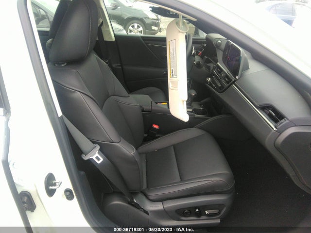 58ADA1C14PU031865 Lexus Es Es 300h