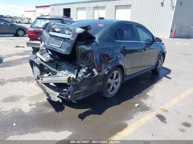 Chevrolet Sonic Rs 2015 1G1JG5SB8F4211890 Image 4
