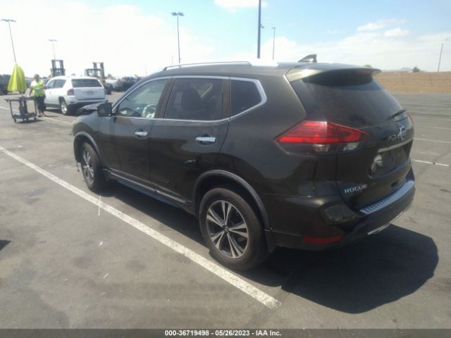 JN8AT2MV5HW265121 Nissan Rogue Sl