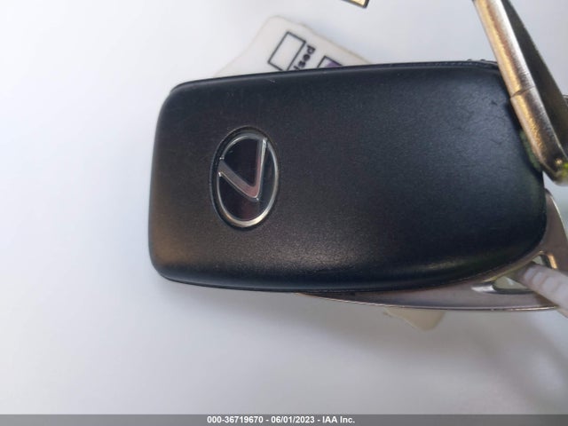 Lexus RC 350 2016 JTHHE5BC6G5013968 Image 3