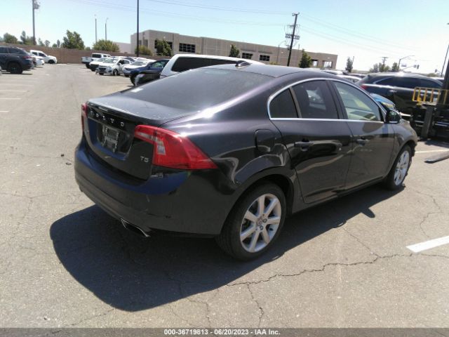 YV126MFK6G2407448 Volvo S60 T5 Drive-e Premier