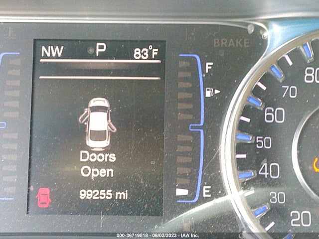 1C3CCCAB8GN152406 Chrysler 200 Limited