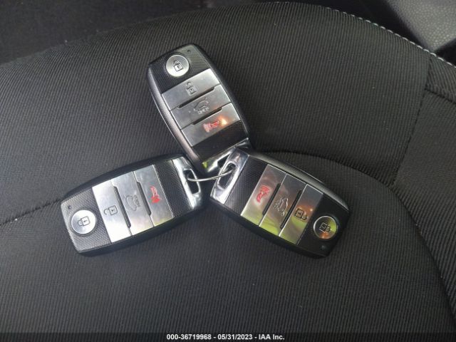 KNDJP3A51J7590326 KIA SOUL +