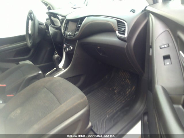 Chevrolet TRAX LS 2021 KL7CJKSBXMB359917 Image 5