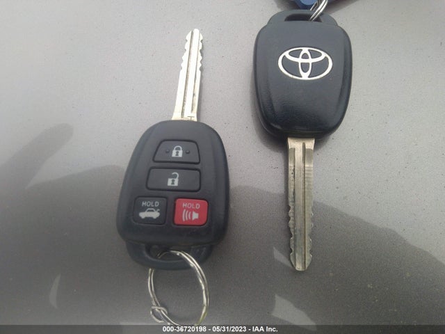 Toyota Corolla L/le/xle/se 2017 2T1BURHE3HC886124 Image 3