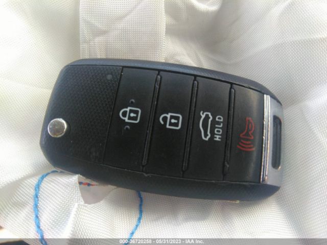 5XXGT4L33KG331028 KIA Optima Lx