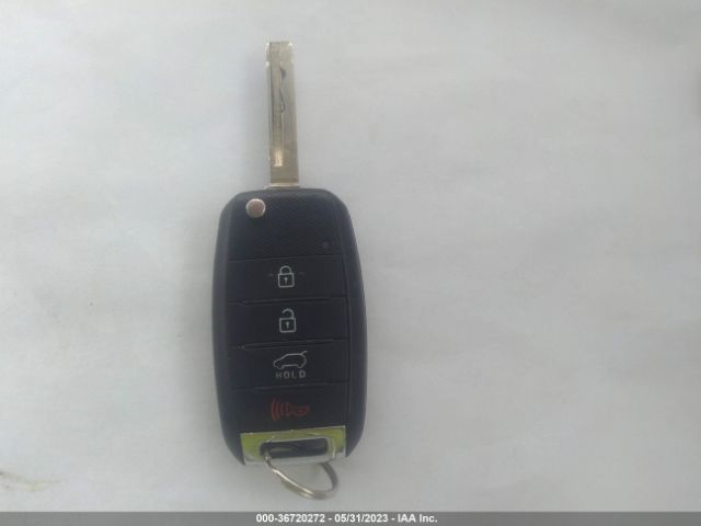 5XYPGDA35HG294026 KIA SORENTO LX