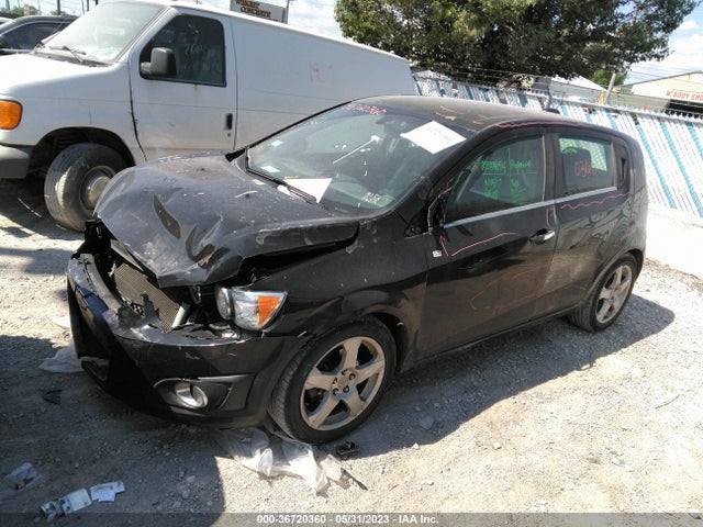 Chevrolet SONIC LTZ 2016 1G1JE6SB0G4161628 Image 2