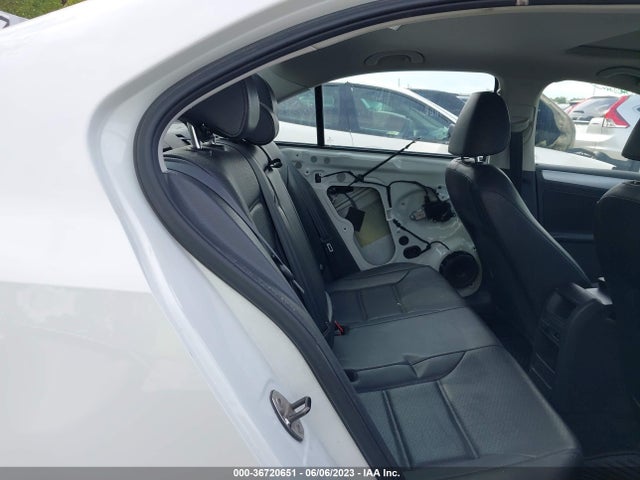 3VWD07AJ5EM406827 Volkswagen Jetta Sedan Se W/connectivity/sunroof