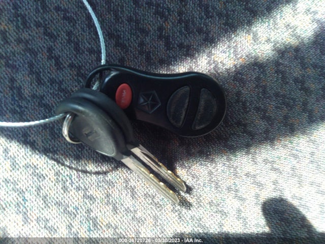 1999 DODGE GRAND CARAVAN SE VIN: 1B4GP44G9XB582023