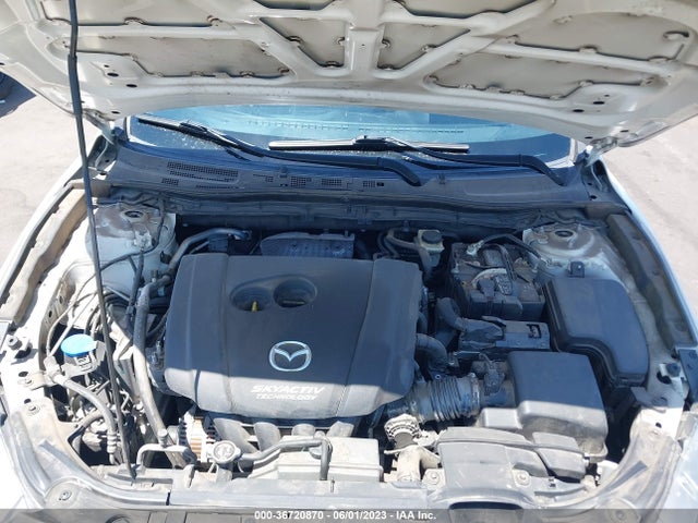 Mazda Mazda3 4-door Touring 2017 3MZBN1V79HM126336 Image 10
