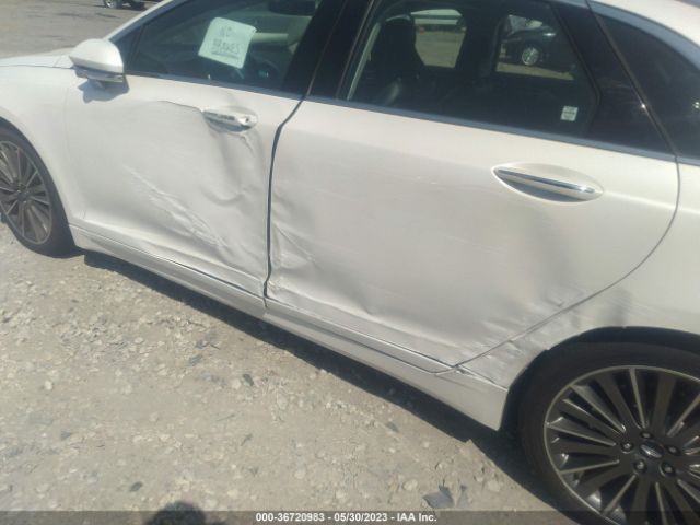 3LN6L2J95GR600173 Lincoln MKZ