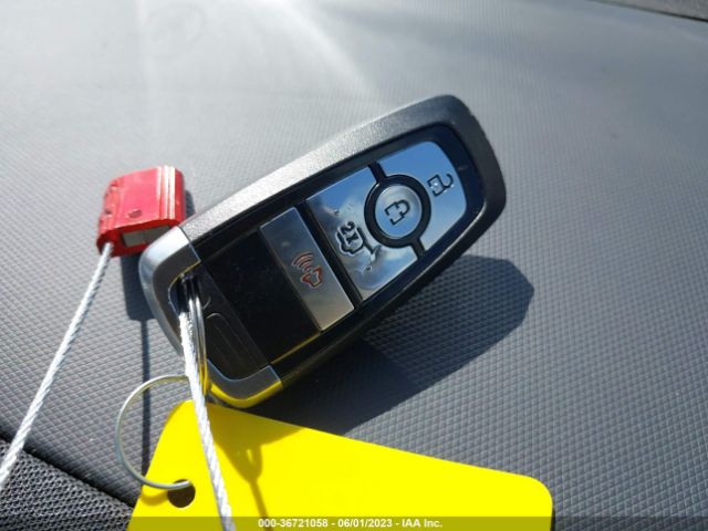 3FMTK1RM7NMA14366 Ford Mustang Mach-e Select
