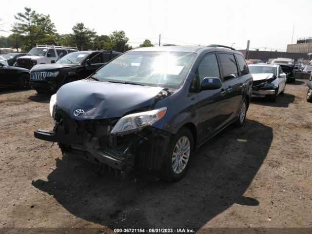 5TDYK3DC6FS552790 Toyota Sienna Xle Premium 8 Passenger