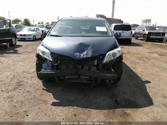 5TDYK3DC6FS552790 Toyota Sienna Xle Premium 8 Passenger