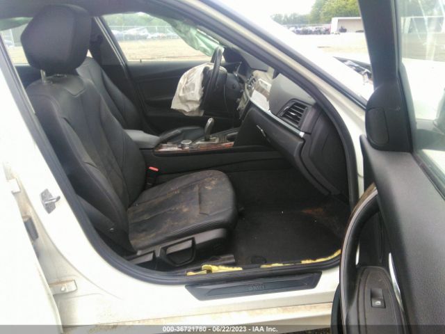 WBA3B1G53FNT64503 BMW 320i