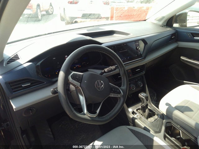 3VVRX7B26NM011584 Volkswagen TAOS SE