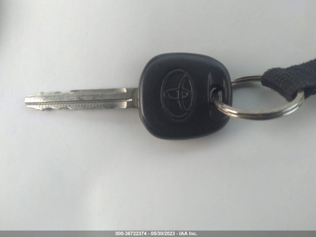 2003 TOYOTA HIGHLANDER VIN: JTEHF21AX30110364