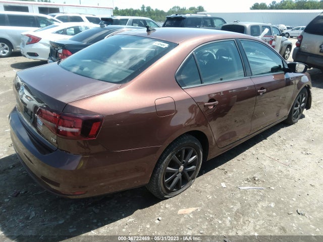 3VWD67AJ8GM366261 Volkswagen Jetta 1.4t Se