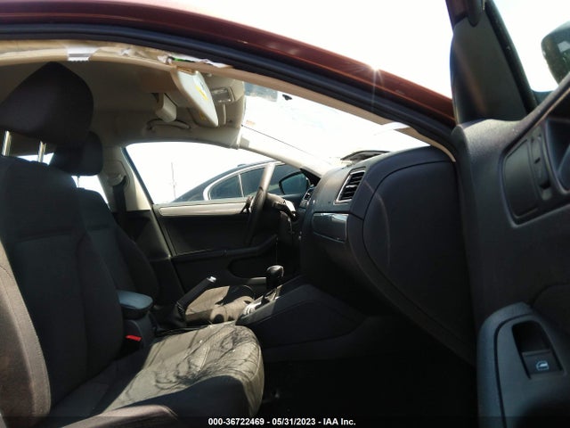 3VWD67AJ8GM366261 Volkswagen Jetta 1.4t Se