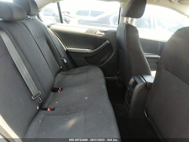 3VWD67AJ8GM366261 Volkswagen Jetta 1.4t Se