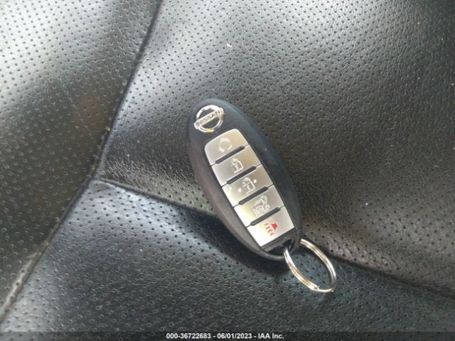 5N1AT2MVXHC756339 Nissan Rogue Sl