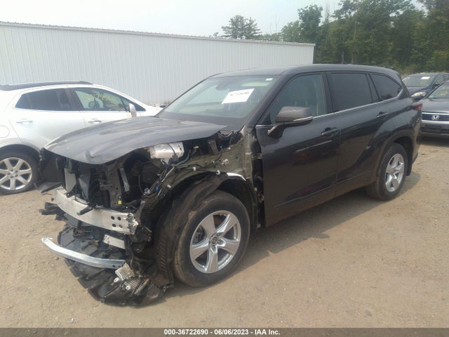 Toyota Highlander Le 2022 5TDBZRBH5NS584521 Image 2