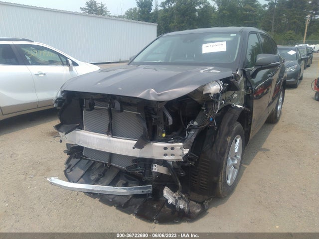 Toyota Highlander Le 2022 5TDBZRBH5NS584521 Image 8
