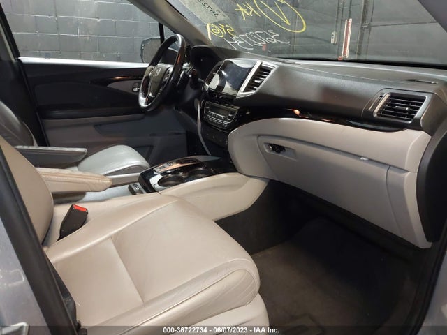 Honda Pilot Touring 2017 5FNYF6H90HB041345 Image 5