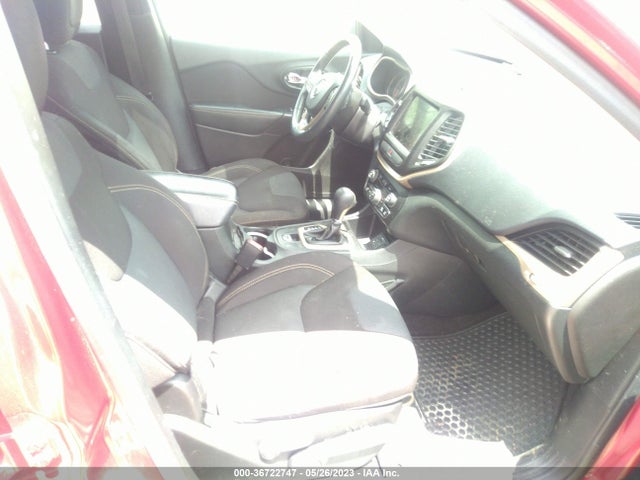 1C4PJLCS4GW138397 Jeep Cherokee Latitude