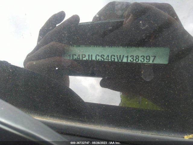 1C4PJLCS4GW138397 Jeep Cherokee Latitude