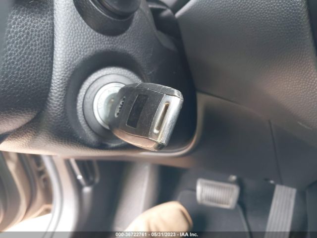 KNDJP3A52E7072487 KIA SOUL +