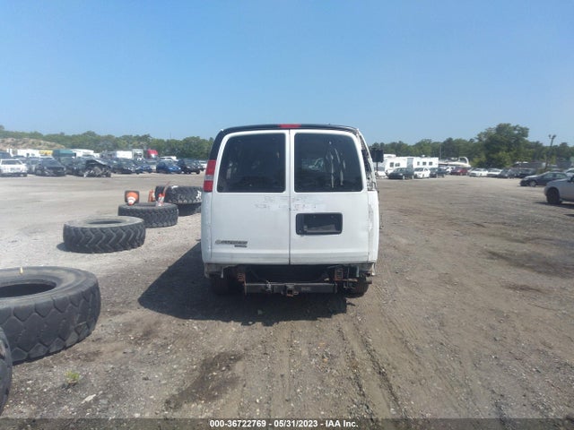 2015 CHEVROLET EXPRESS PASSENGER LS VIN: 1GAWGPFG2F1247714