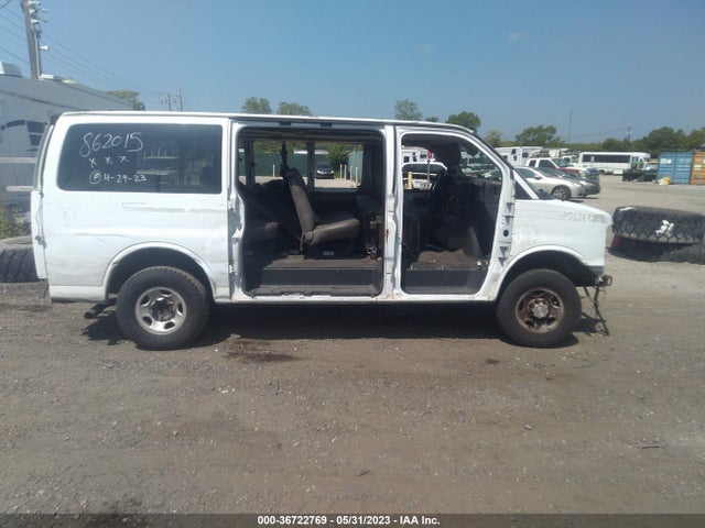 2015 CHEVROLET EXPRESS PASSENGER LS VIN: 1GAWGPFG2F1247714