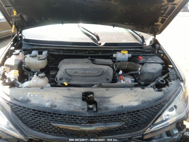 2020 Chrysler Pacifica Hybrid, VIN: 2C4RC1N70LR244395