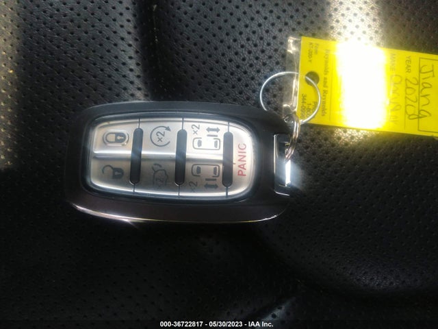 2020 Chrysler Pacifica Hybrid, VIN: 2C4RC1N70LR244395