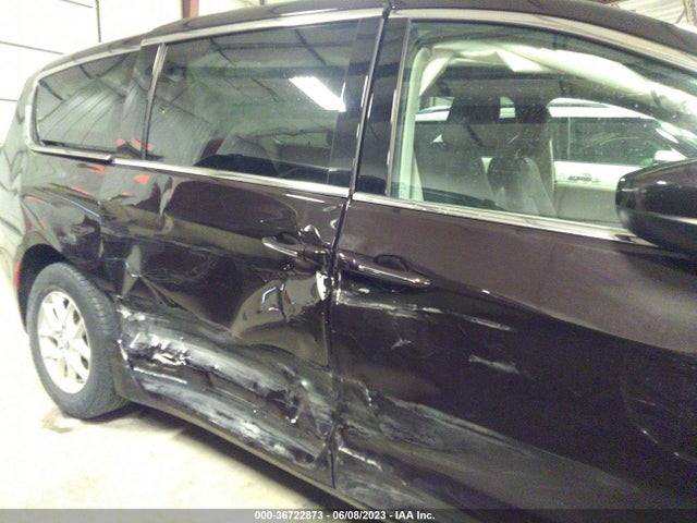 36722873 :رقم المزاد ، 2C4RC1BG2HR837218 vin ، 2017 Chrysler Pacifica Touring Plus مزاد بيع