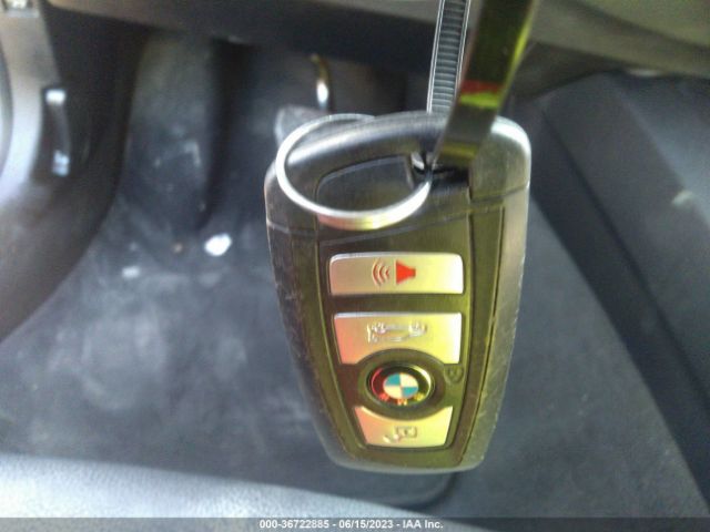 WBA8A3C59JK763677 BMW 3 Series 320i Xdrive