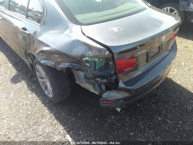 WBA8A3C59JK763677 BMW 3 Series 320i Xdrive