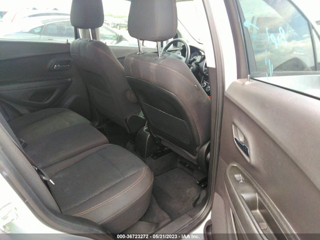 Chevrolet TRAX LS 2019 3GNCJKSB5KL139266 Image 8