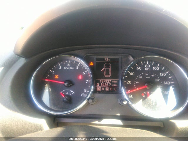 2011 NISSAN ROGUE S VIN: JN8AS5MT7BW573885