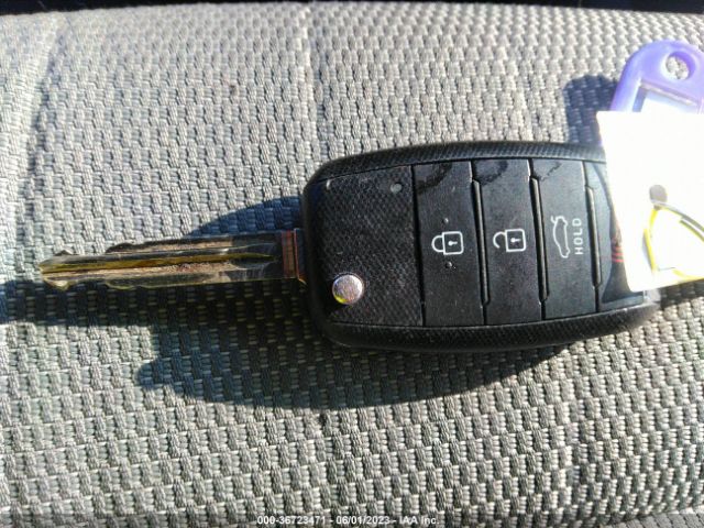 3KPFK4A70HE079633 KIA FORTE LX