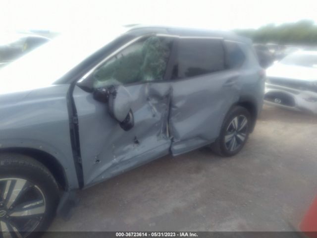 5N1AT3CA8MC736167 Nissan Rogue Sl