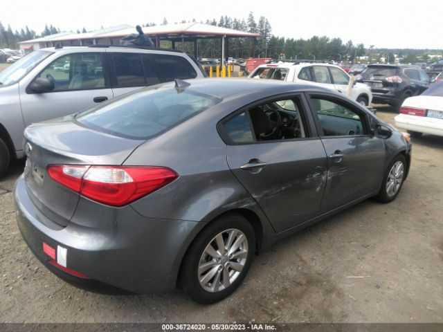 KNAFX4A67G5508833 KIA FORTE LX