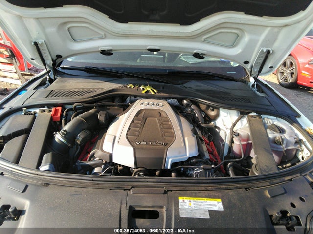 2018 Audi A8, VIN: WAU44AFDXJN000742